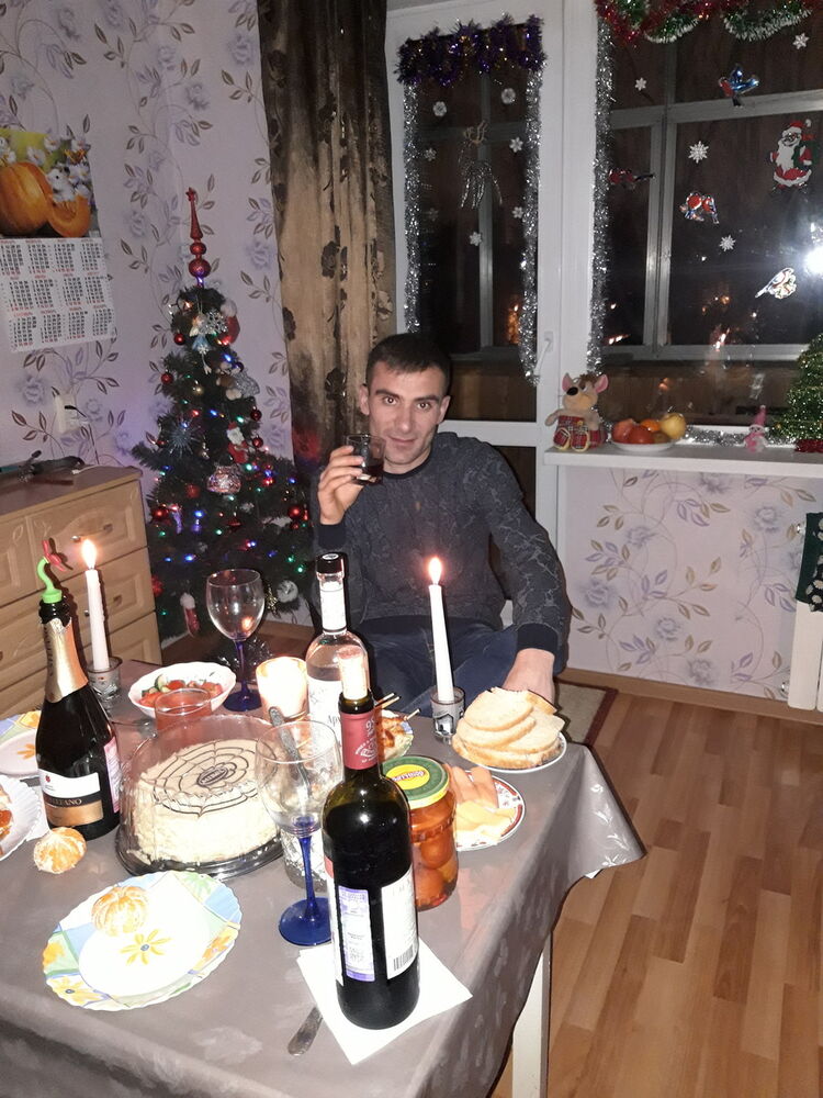  18759093  , 39 ,    