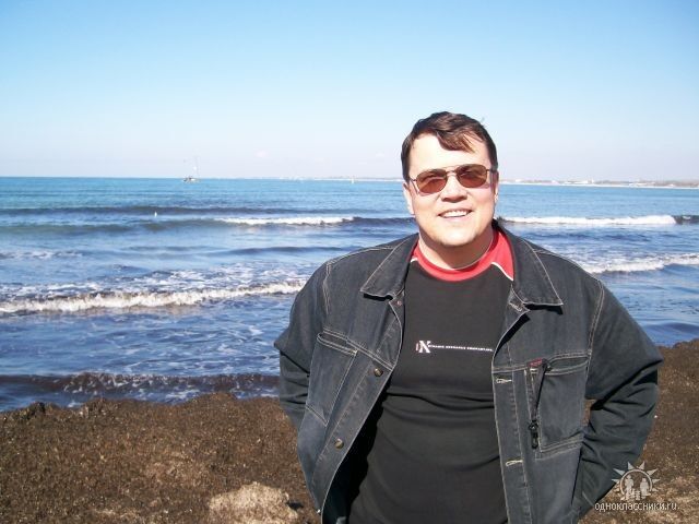  6586143  Leo, 52 ,    