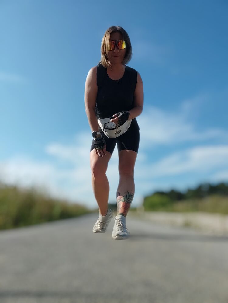  ,   Vera, 46 ,  