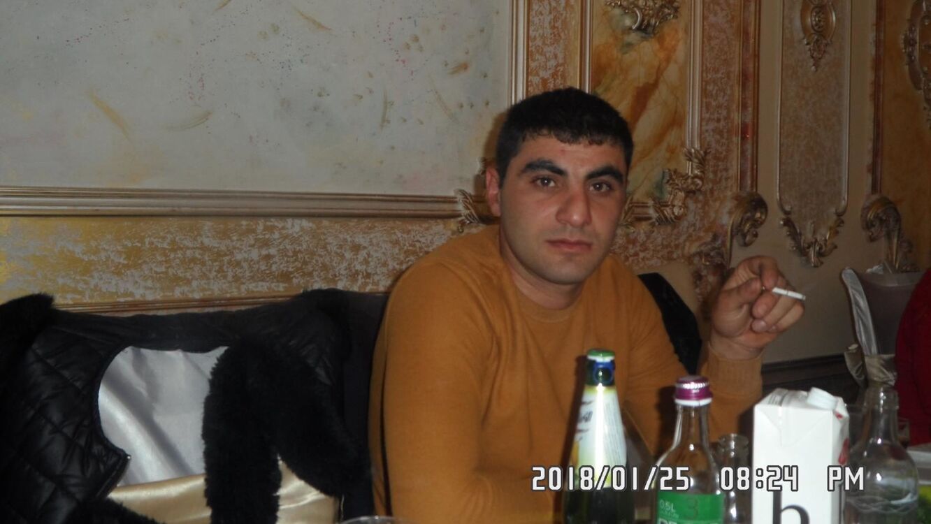  42664393  Gexam, 32 ,    