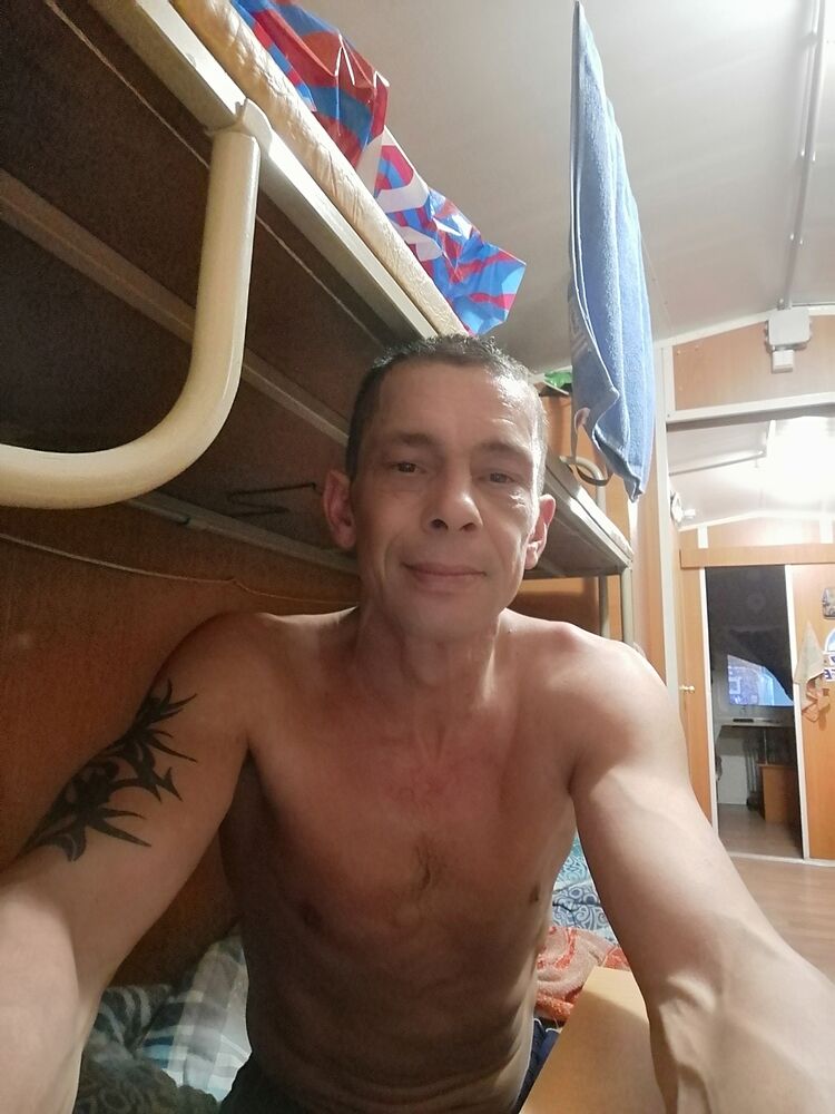  45119853  , 44 ,    