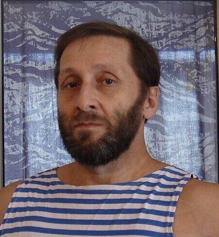  20678103  , 49 ,    