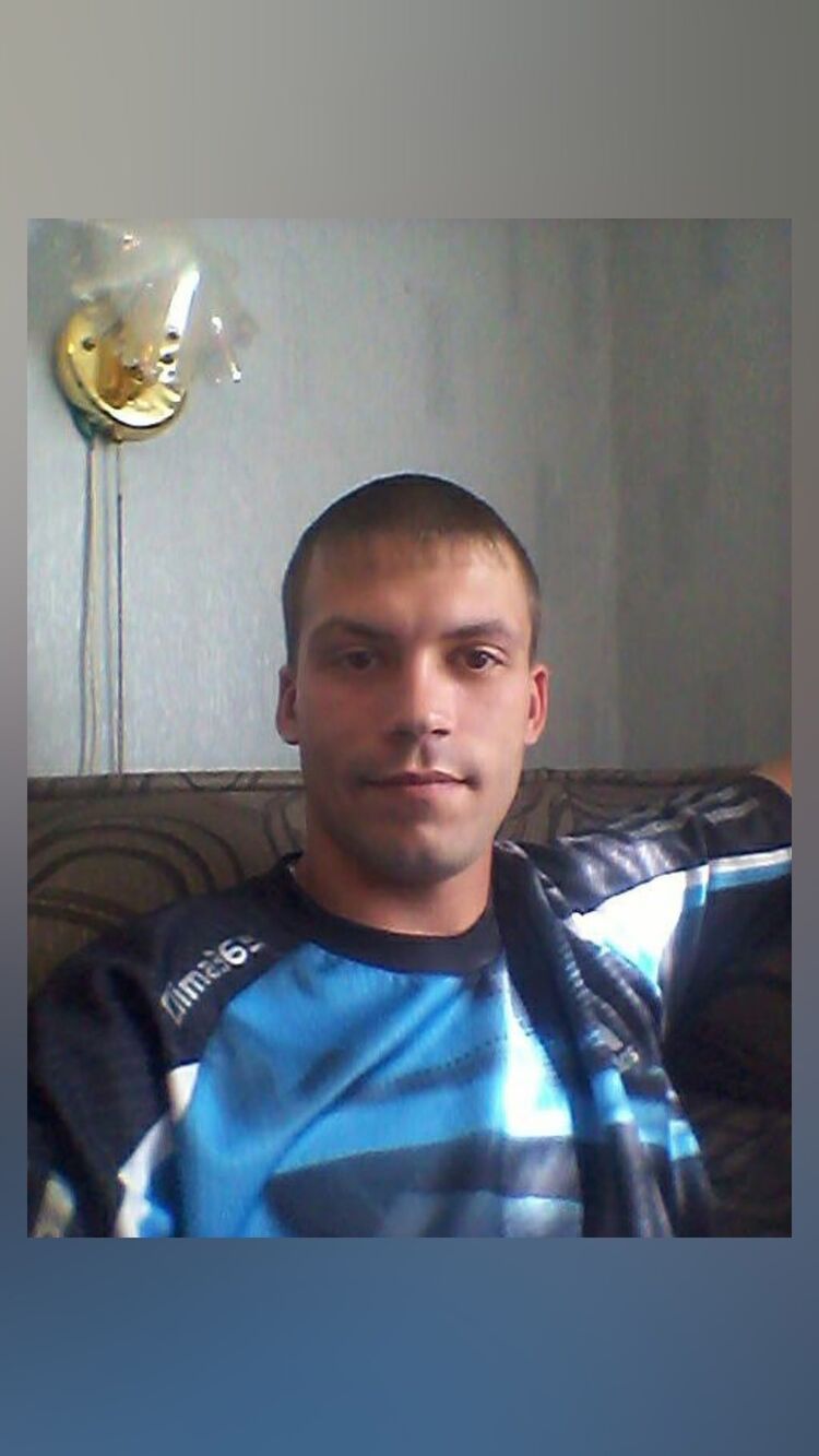  45398723  Aleksei, 38 ,    