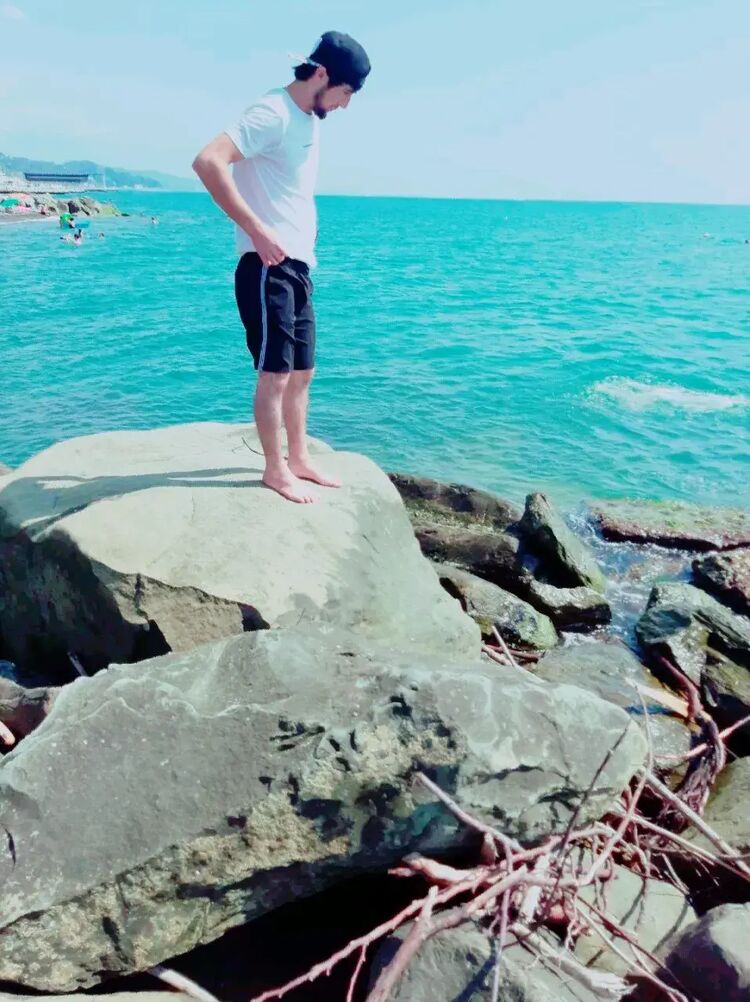  52600333  Mansour, 29 ,    