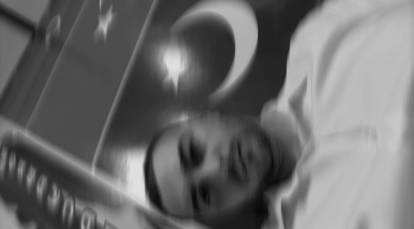  37755313  Vuqi, 28 ,    