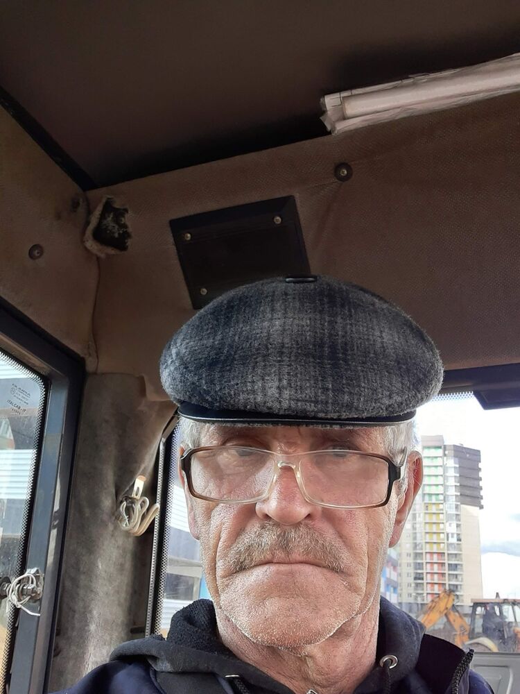  43418223  , 59 ,    
