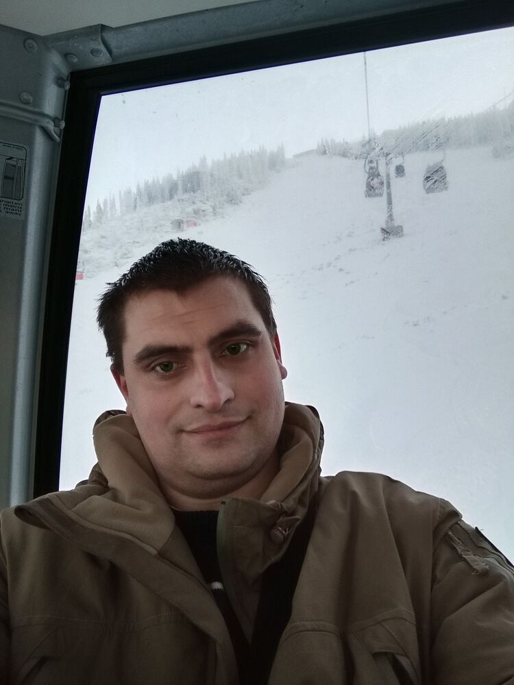 ,   Ilja, 39 ,   ,   , c 