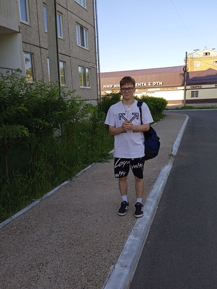  48690673  , 25 ,    