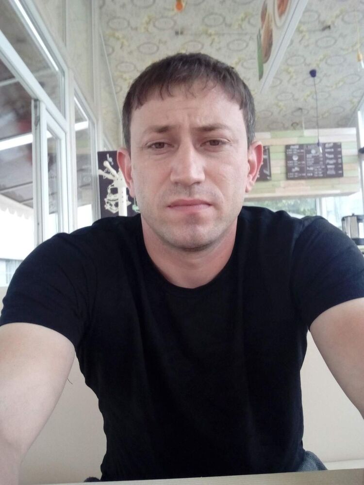  ,   Artur, 40 ,   ,   , c , 