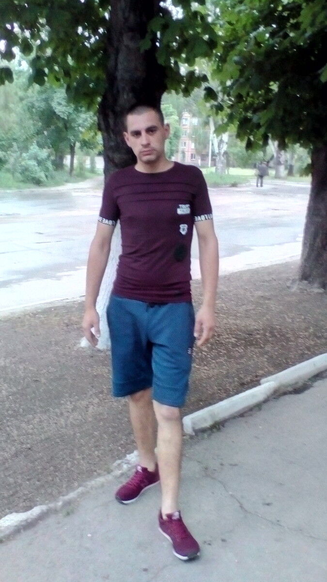 12342113  Vitalik, 35 ,     