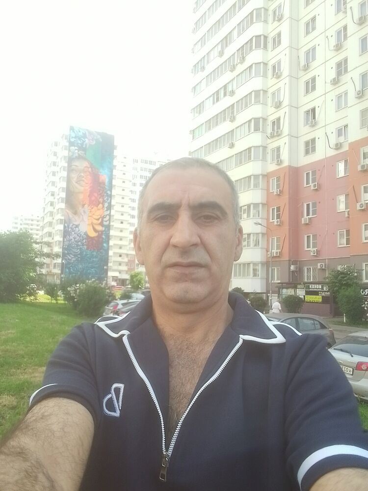  53815303  , 43 ,    