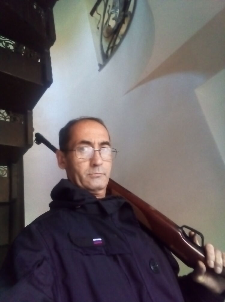  24128913  , 51 ,    