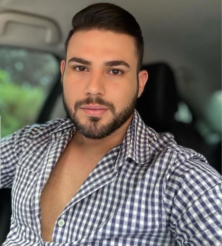  ,   Maxim, 41 ,   ,   