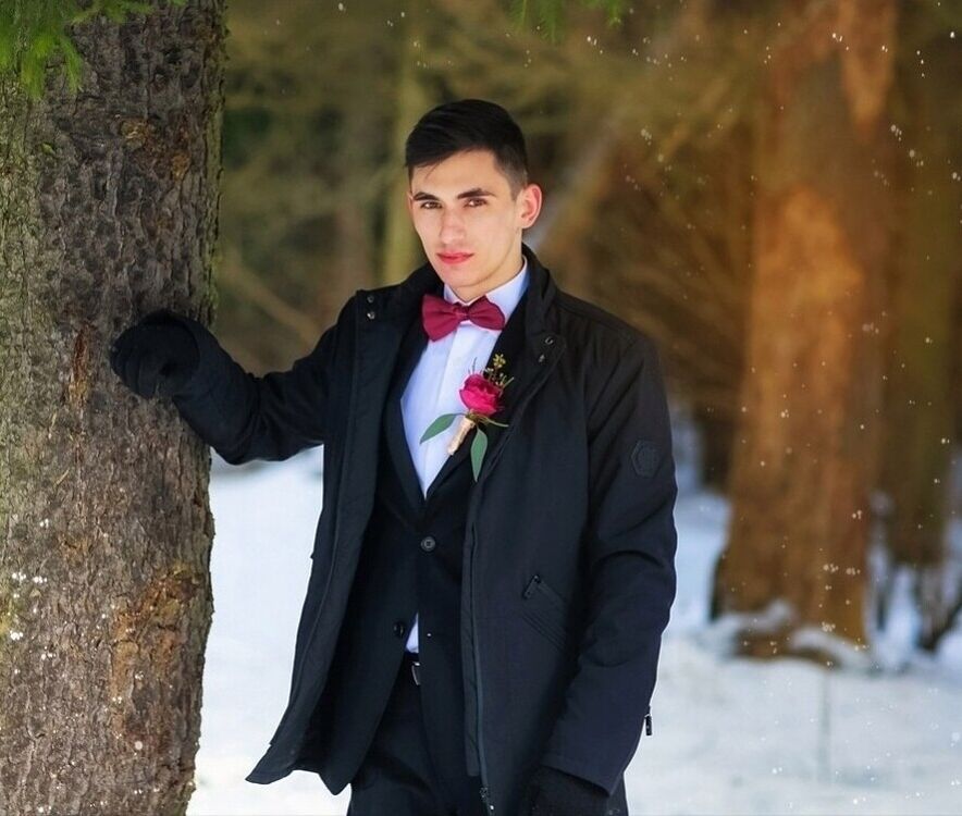 ���� 22373133 ������� Yyyyy, 100 ���, ���� ���������� � ������