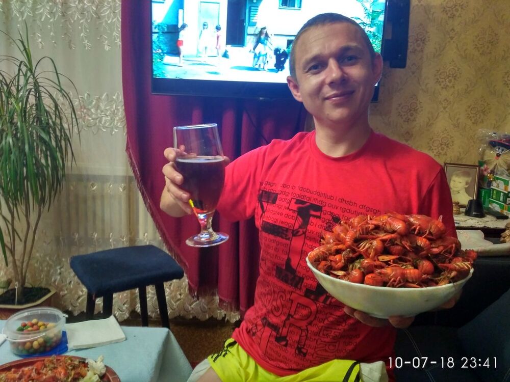  13065783  Vlad islav, 42 ,    