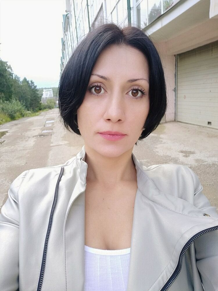  ,   Marinka, 43 ,   ,   , c 