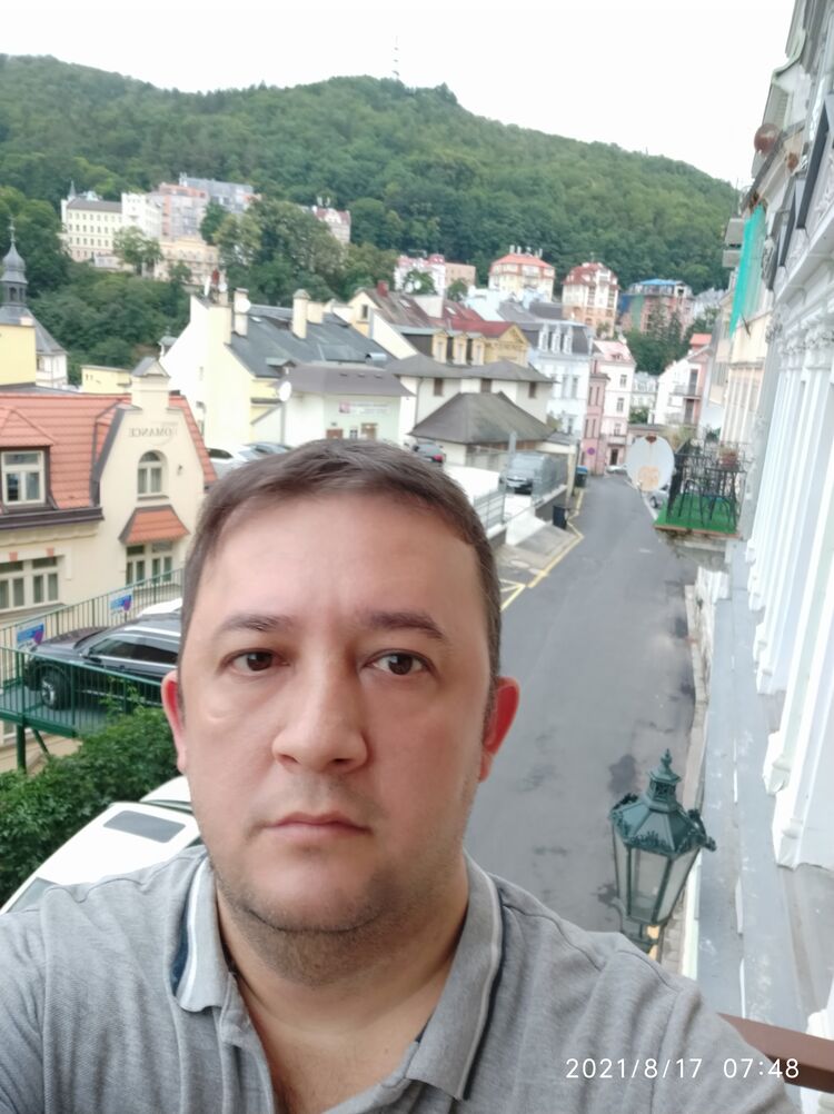  40083833  , 40 ,    Praha