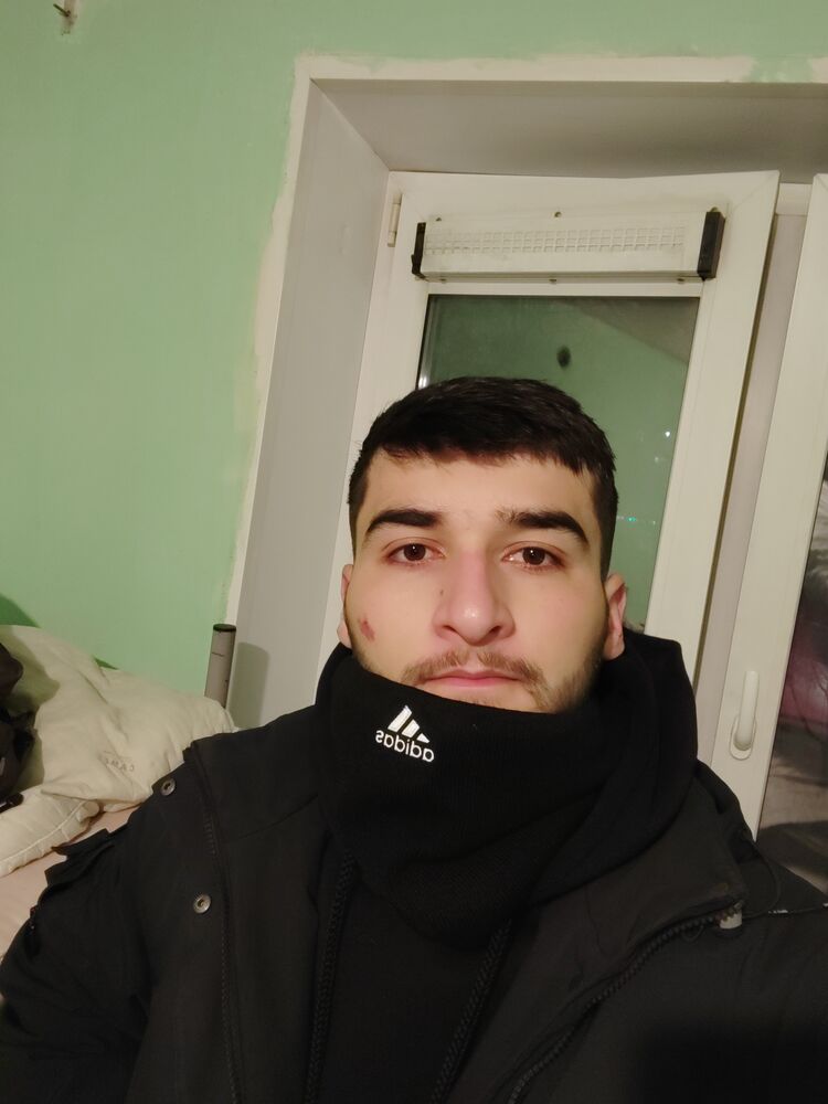  31910883  , 21 ,    