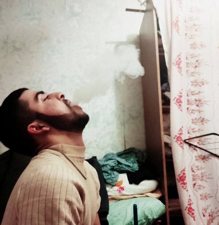  48395393  Barat, 25 ,    