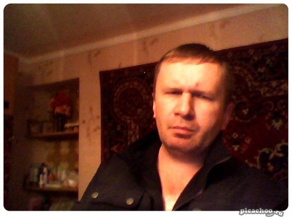  8919393  Vladimir, 49 ,    