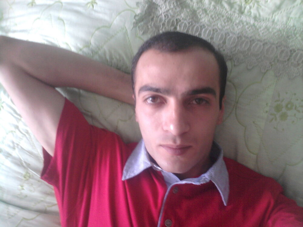  ,   Armen, 42 ,   ,   , c 