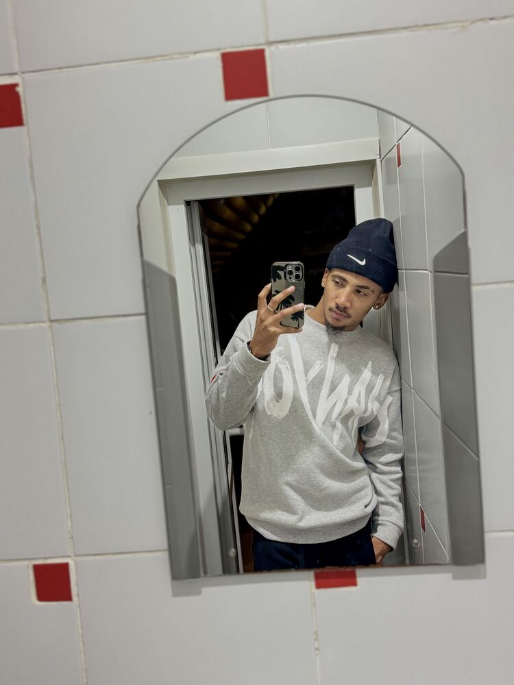 Charenton-le-Pont,   James, 23 ,   ,   