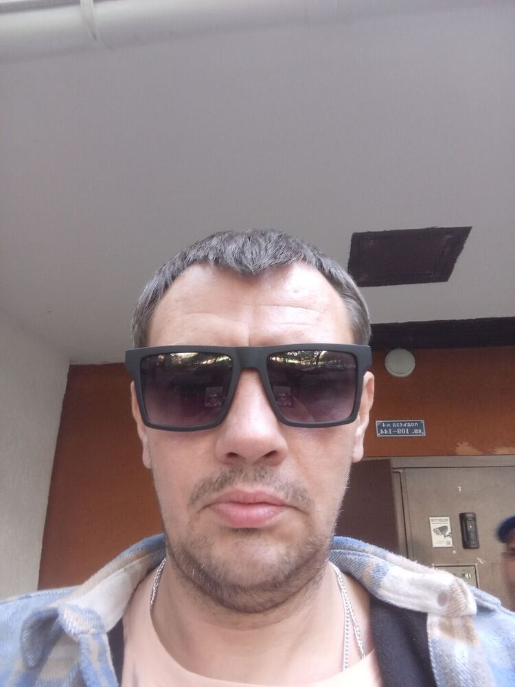  47993893  , 42 ,    