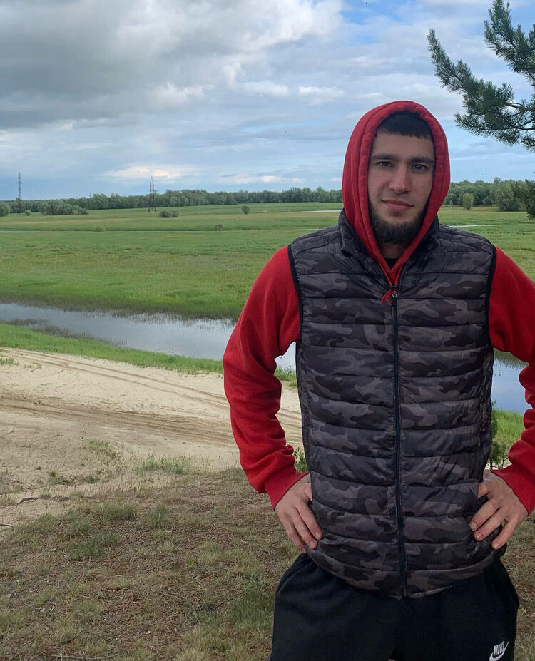  ,   Mansur, 27 ,   ,   