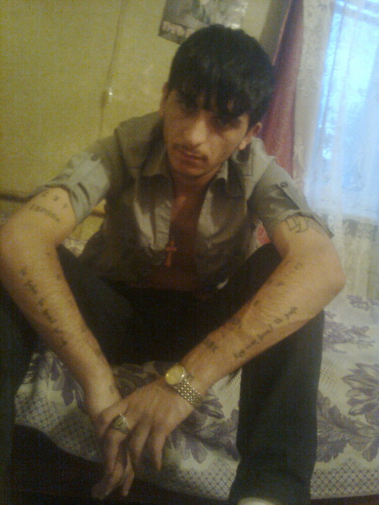  ,   Melo, 38 ,  