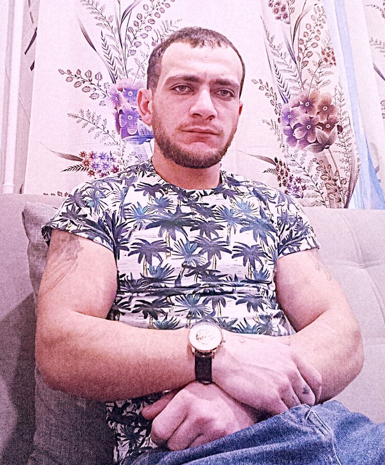  ,   David, 28 ,   ,   