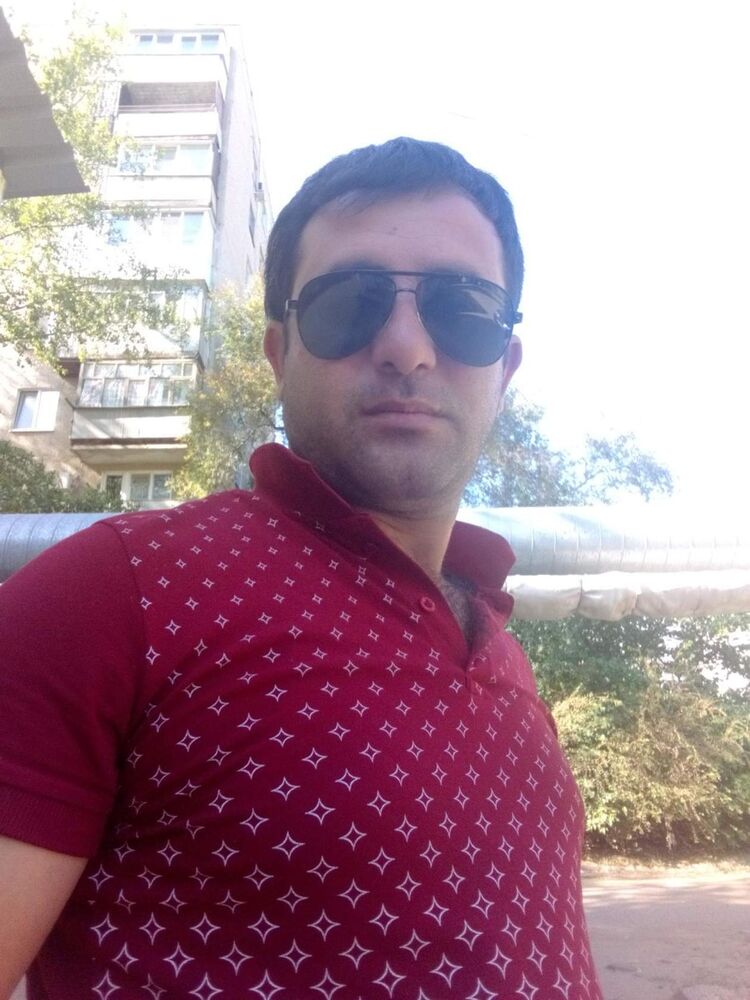  ,   Vurqun M, 40 ,   ,   , c 