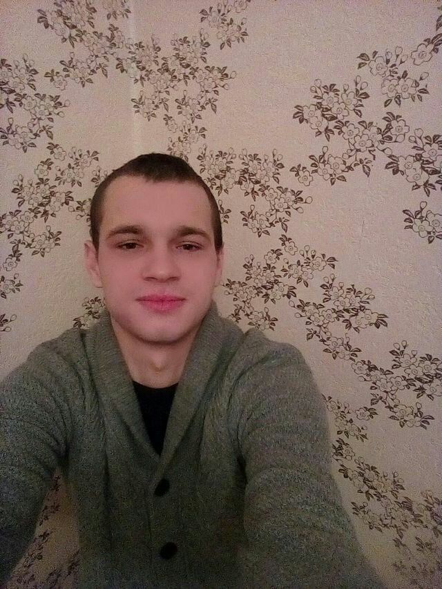  10952963  Alex ryoin, 29 ,    