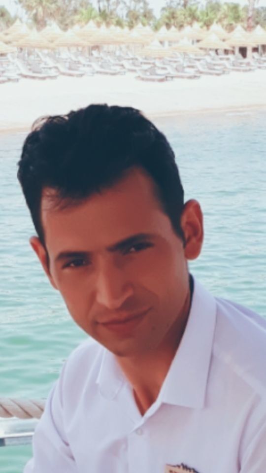  16387273  Kazim, 40 ,    Kadikoy