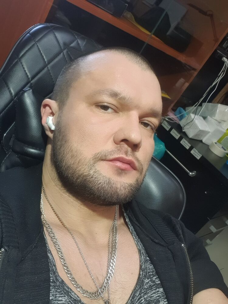  48562493  , 37 ,    