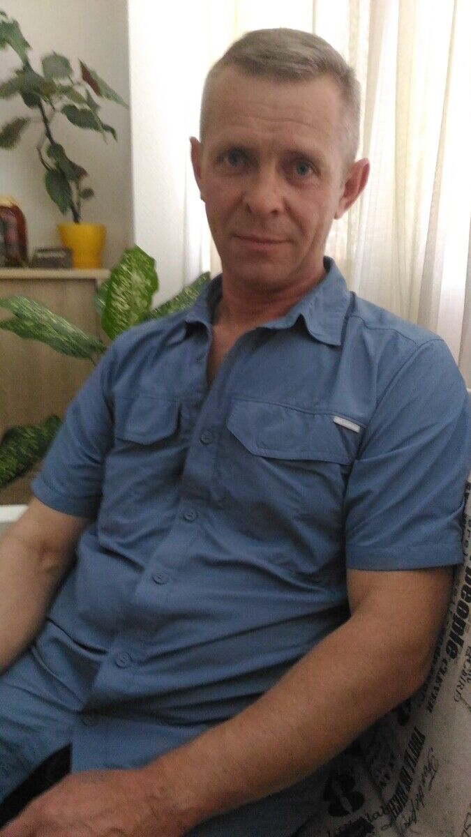  21353953  Alexey, 58 ,    