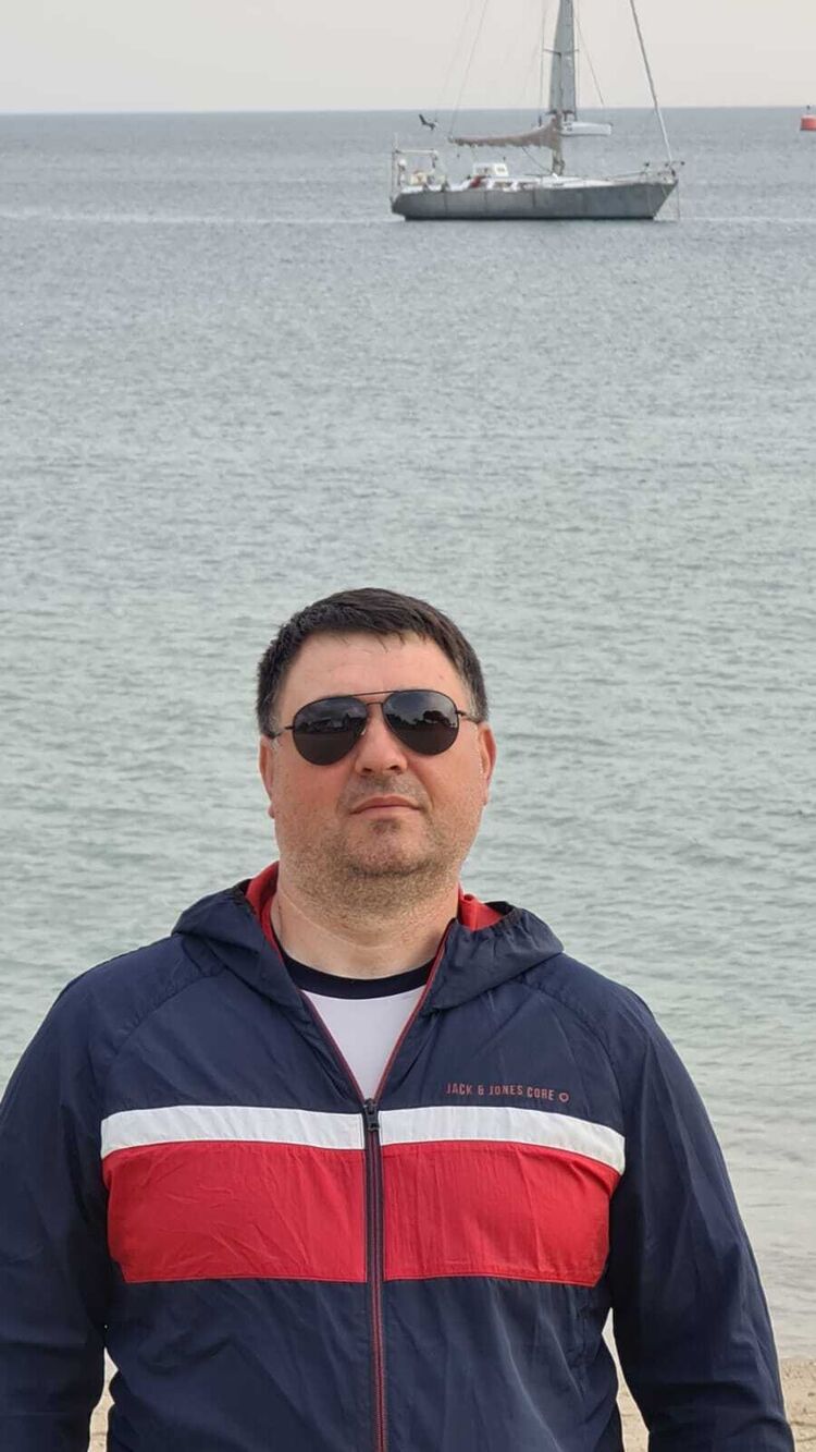  Amneville,   Vania, 42 ,   ,   