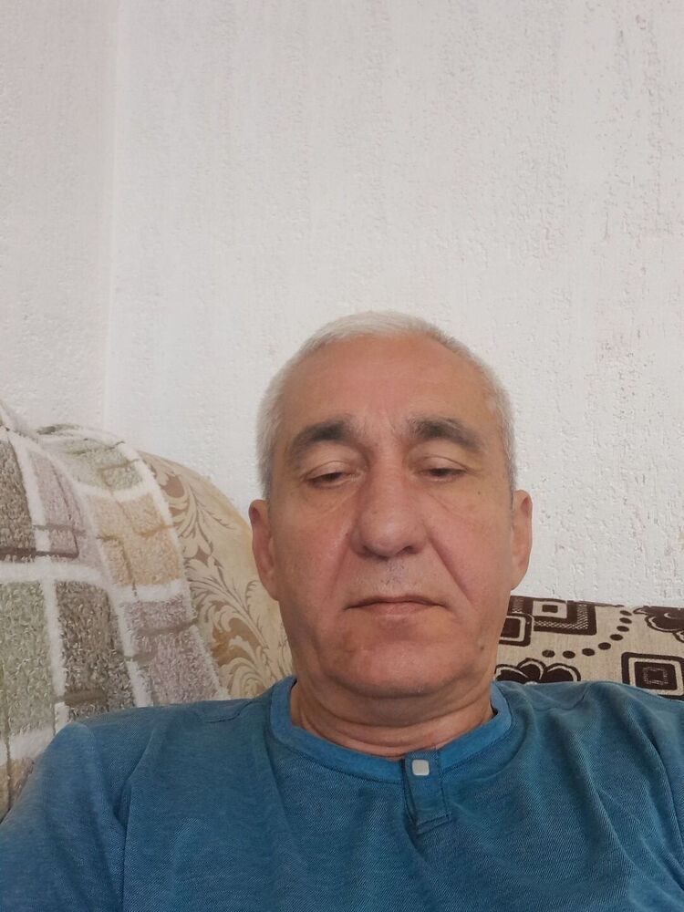  52921813  Rovshan, 55 ,    