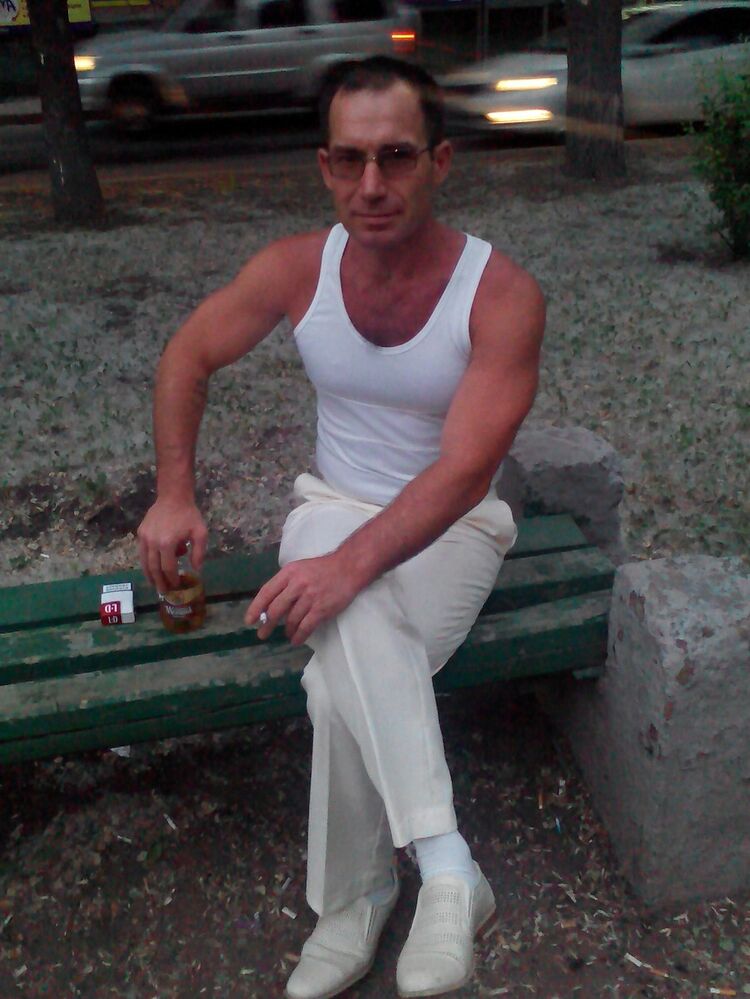 ,   Daniil, 50 ,   ,   , c 