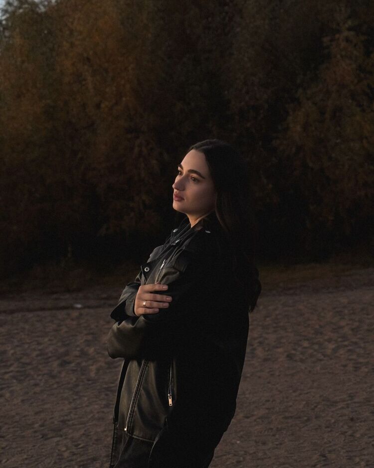  --,   , 23 ,   , 