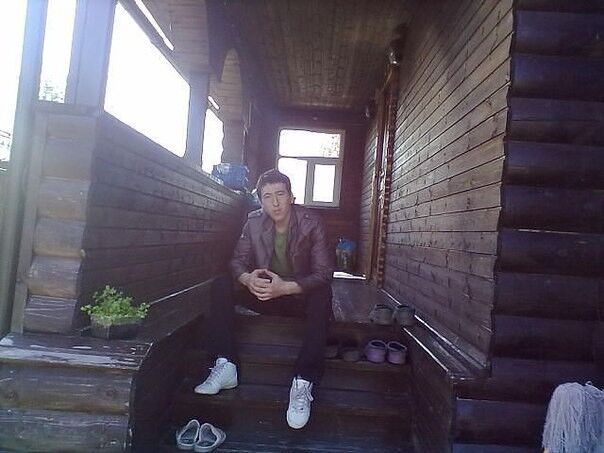  8325233  Elyor, 35 ,    