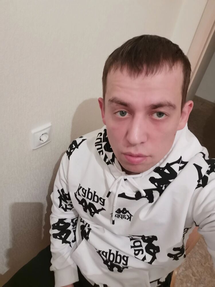  47079233  , 32 ,    