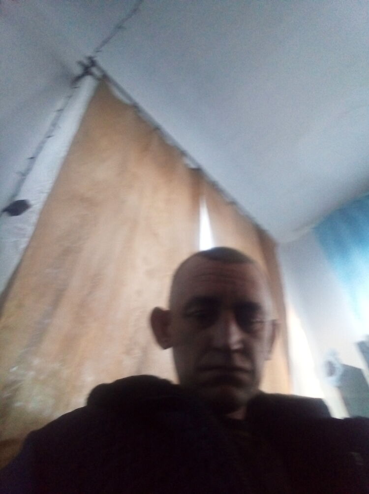  40725543  , 44 ,    