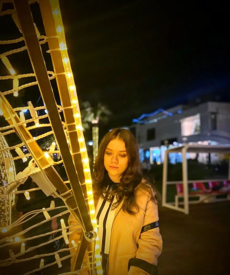  ,   Diana, 23 ,     , 