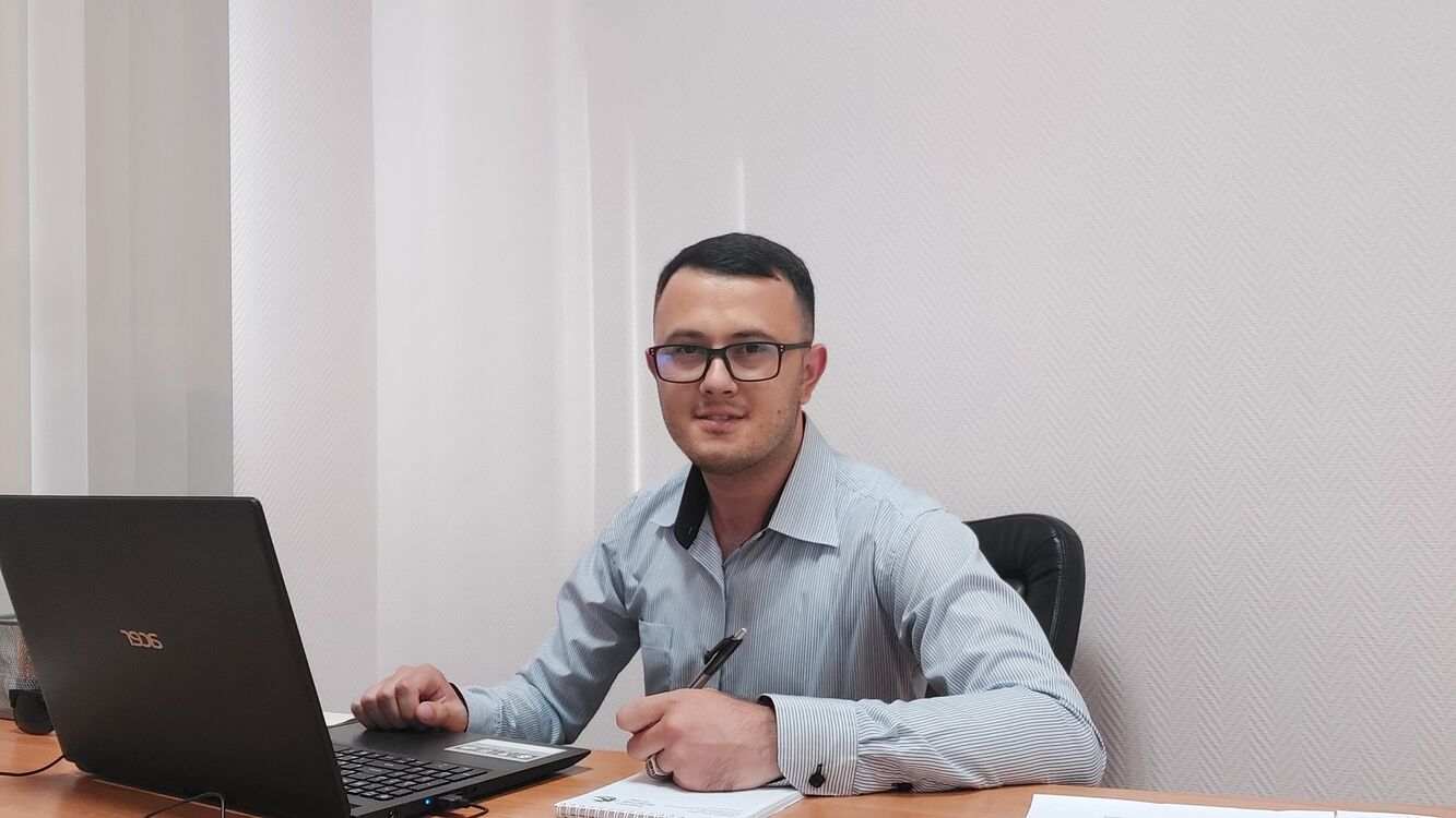  23569193  , 34 ,    -