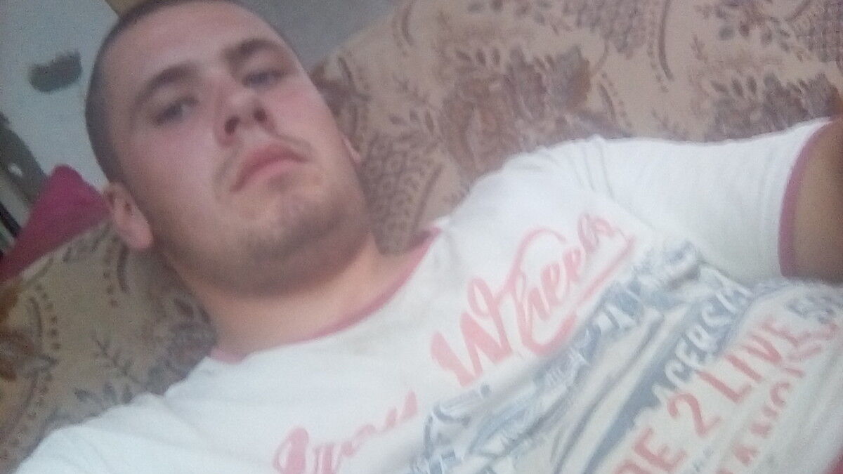  ,   Maks, 33 ,   ,   , c 