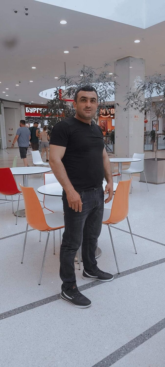  49983243  Narek, 36 ,    