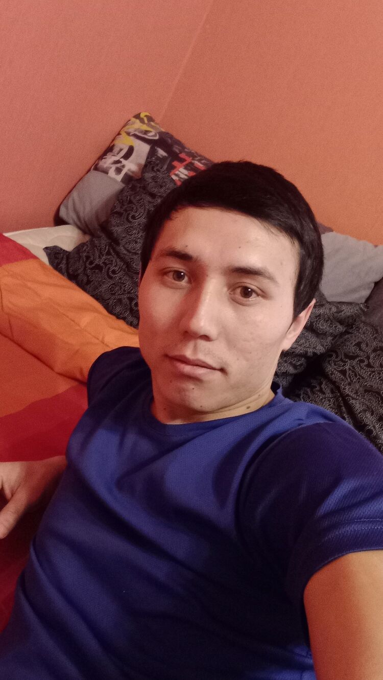  31939503  Ahror, 33 ,    