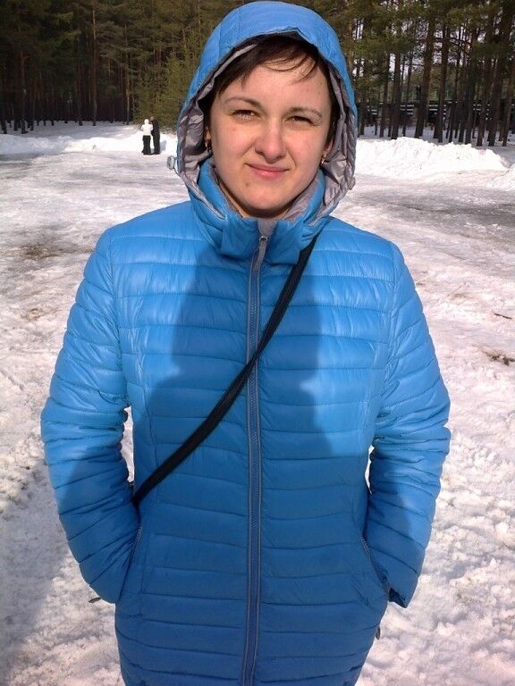  12120463  Ludmila, 38 ,    