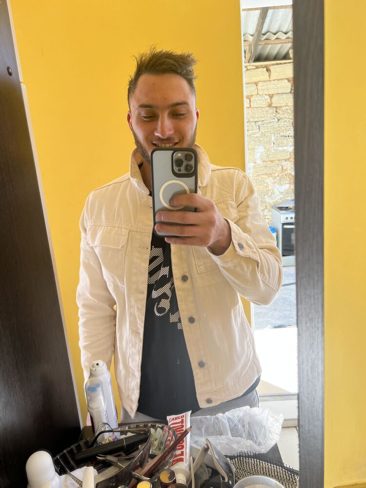  35300653  Yunus, 28 ,    