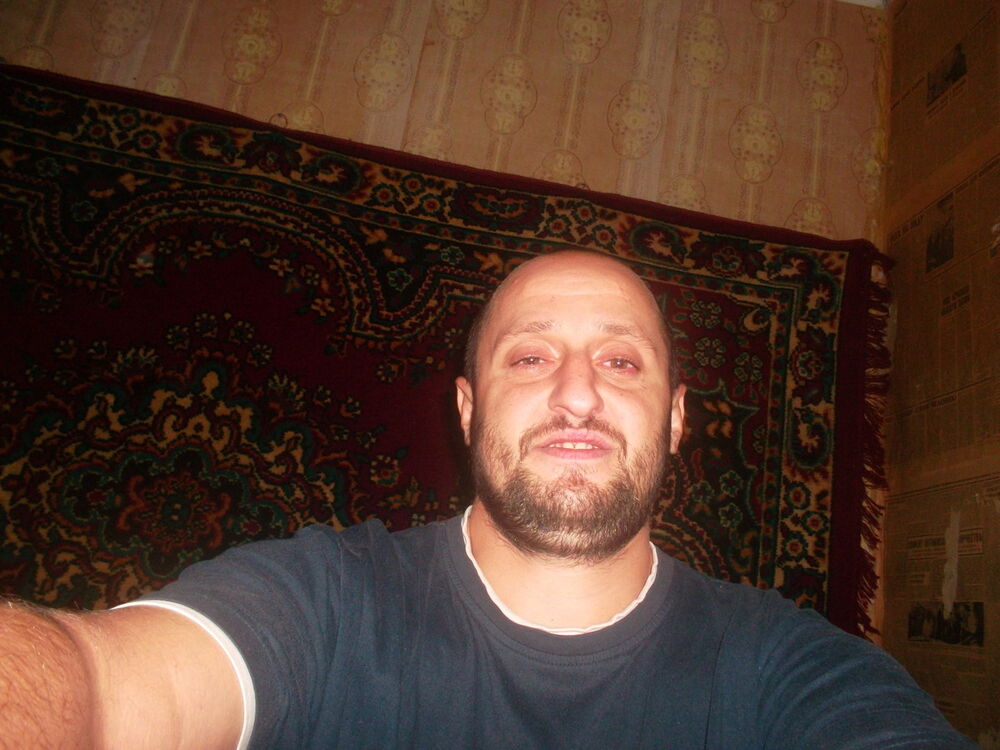  9832163  Sano, 40 ,    